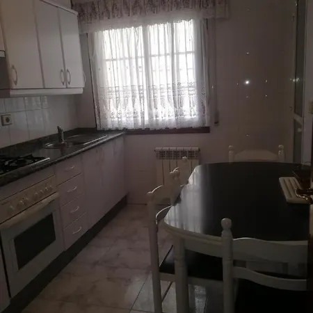 Apartment Nuevo: Vista Ría Y Puerto Con Piscina Familiar *